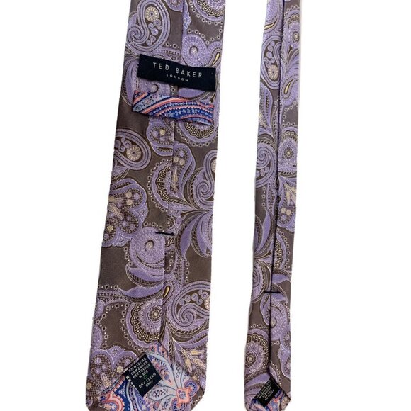 Ted Baker London Men's 100% Silk Necktie USA Designer Paisley Purple EUC - Picture 6 of 12